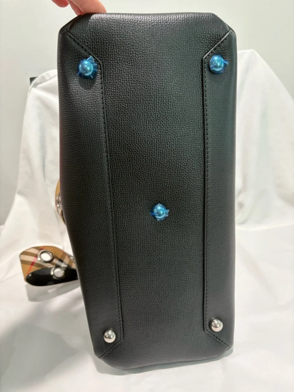 Authentic Burberry Black Banner Derby Leather Tote bag New w/ Dust Bag & Cards - Picture 11 of 14